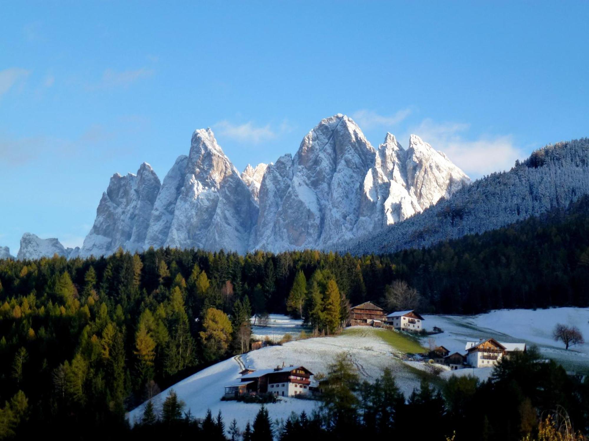 Raschoetzhof Фунес Екстериор снимка